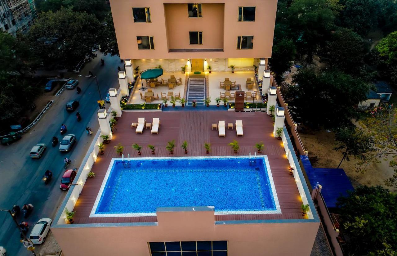 Vivanta Jamshedpur, Golmuri エクステリア 写真