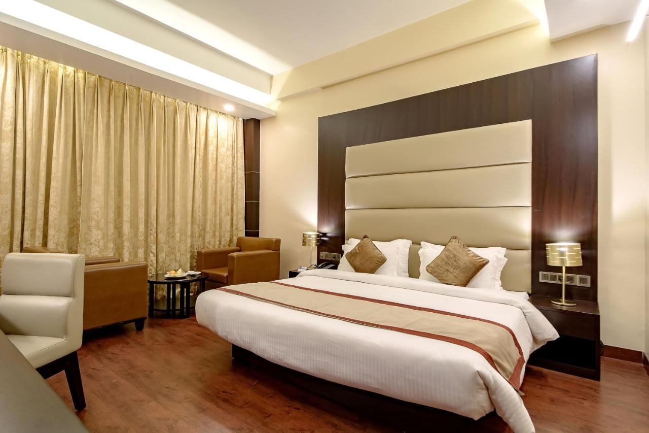 Vivanta Jamshedpur, Golmuri エクステリア 写真