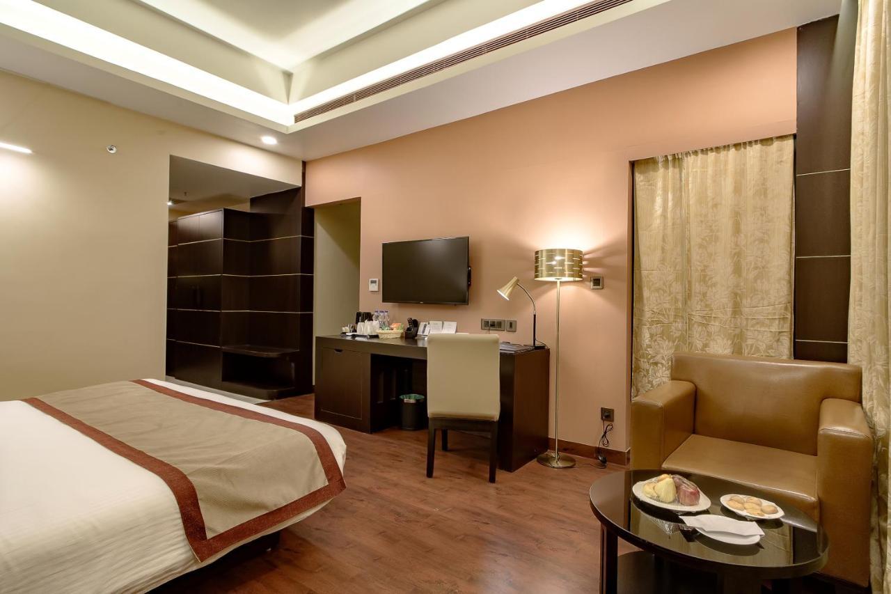 Vivanta Jamshedpur, Golmuri エクステリア 写真